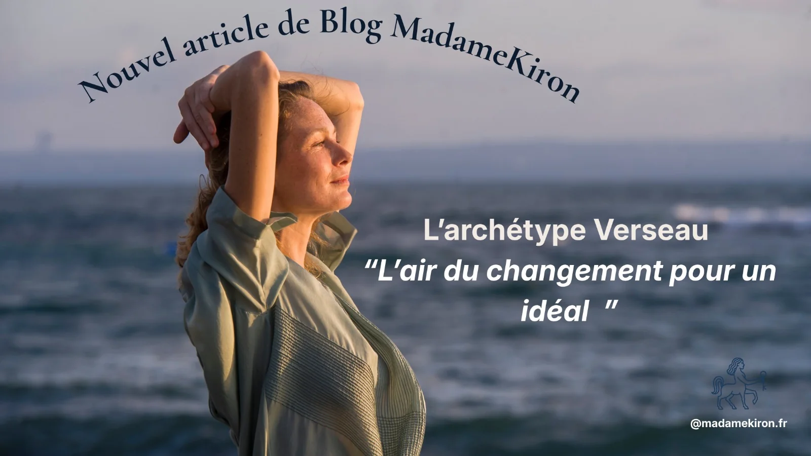 Symbole du Verseau versant l'eau du cosmos vers la Terre, antenne tournée vers les étoiles