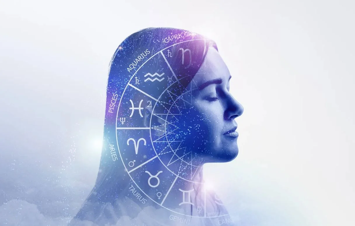 Illustration d'une roue de thème astral avec les 12 maisons et symboles des planètes